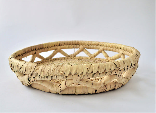 Round decor palm leaves tray