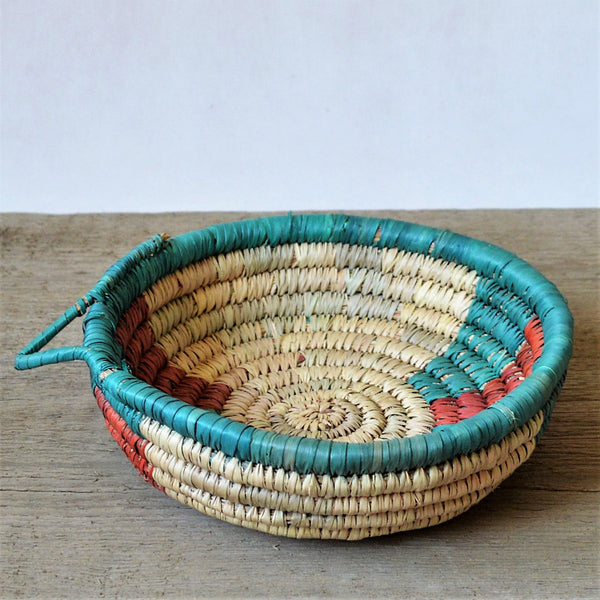 Hand woven bowl, Africa straw plate