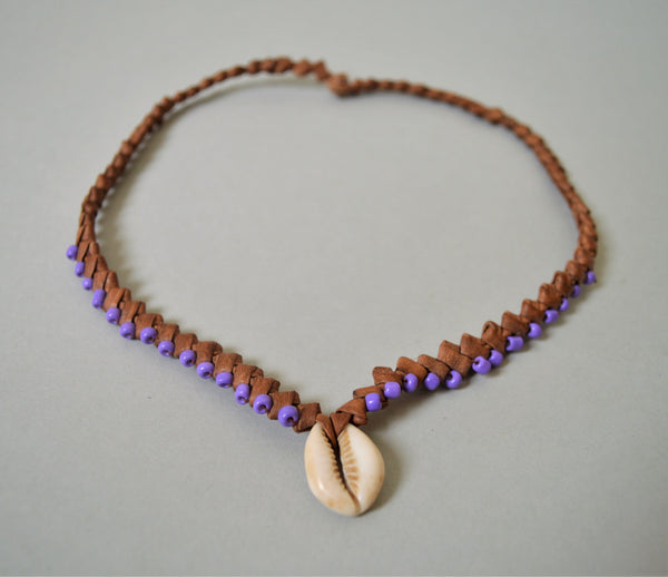 Surfer necklace, Cowrie necklace, colored beads, Braided leather choker