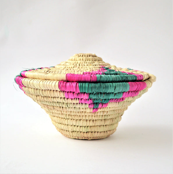 JAMILA - Woven fruit basket with a lid