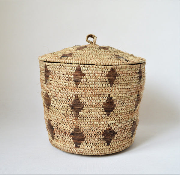 Round rustic basket, Large straw wicker basket