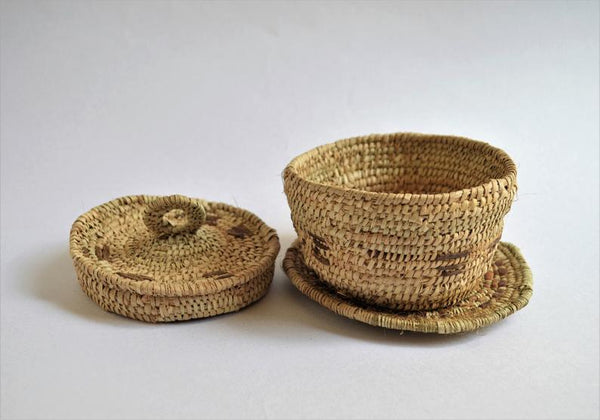 Shalateen woven box and a plate - Natural palm leaf and leather product