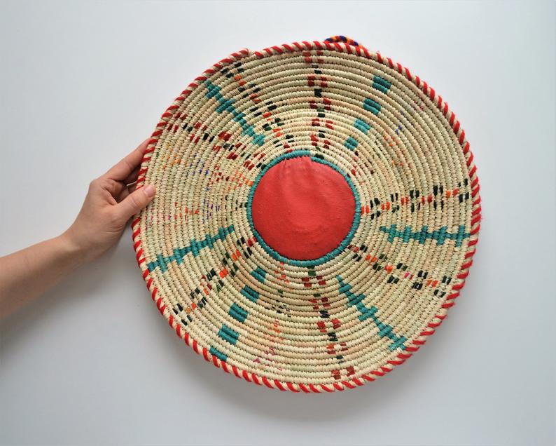 Traditional woven basket (Siwa)